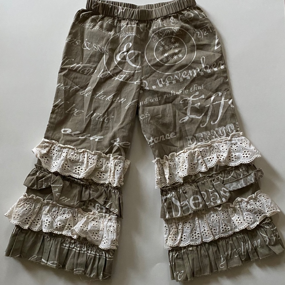 Mustard Pie Ruffle pants size 3T